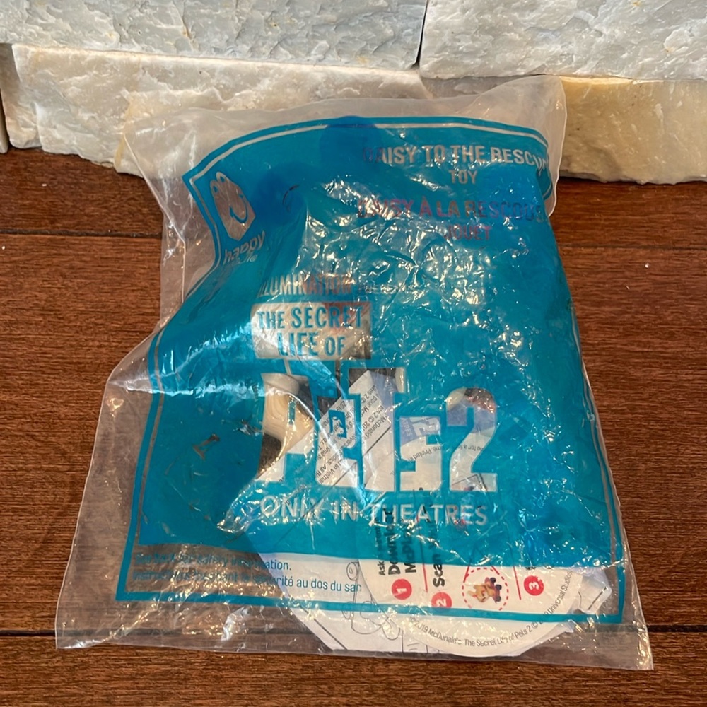 Secret Life of Pets 2 McDonalds Toy in Packaging